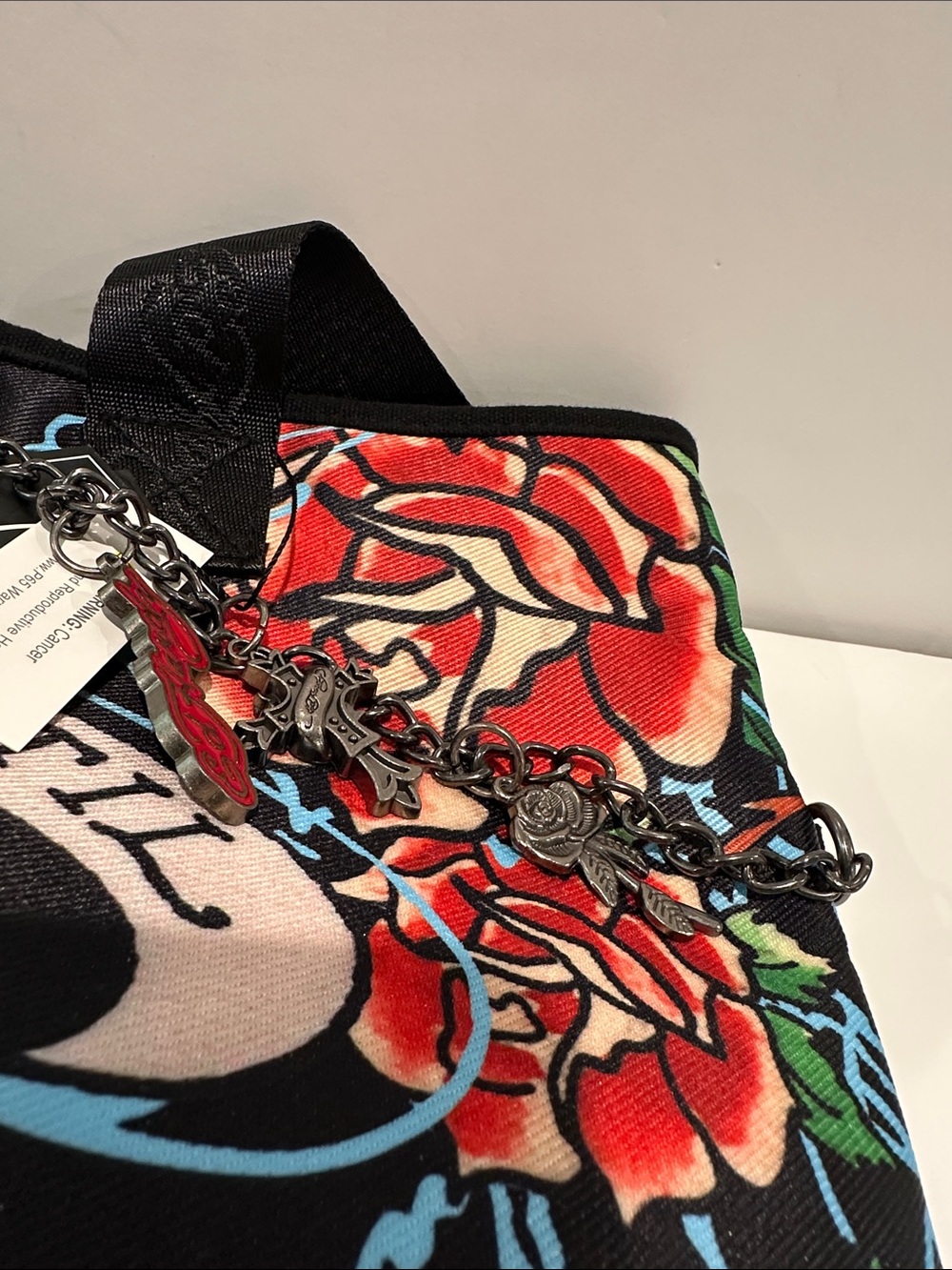 NWT Ed Hardy True Death & Roses Medium Tote/Shoulder Bag W/Charms. - Picture 10 of 11